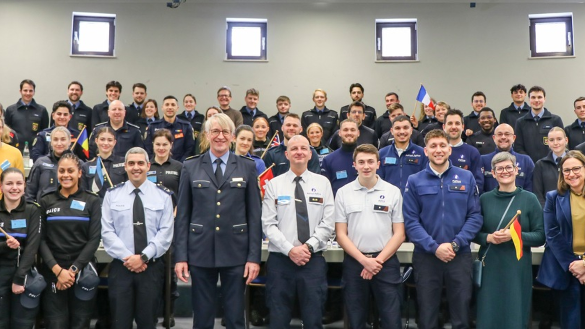 HDP-RP: 25. Internationale Projektwoche an der Hochschule der Polizei Rheinland-Pfalz - Foto: presseportal.de