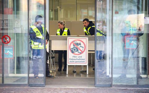 In einer neu eröffneten Service-Stelle will die Sparkasse vom Einbruch betroffene Kunden unterstützen - Foto: Christoph Reichwein/dpa