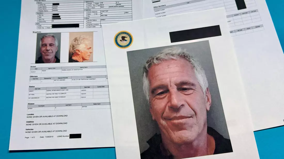 Die Epstein-Akten sorgen weltweit für Aufregung. (Archivbild) - Bild: Jon Elswick/AP/dpa
