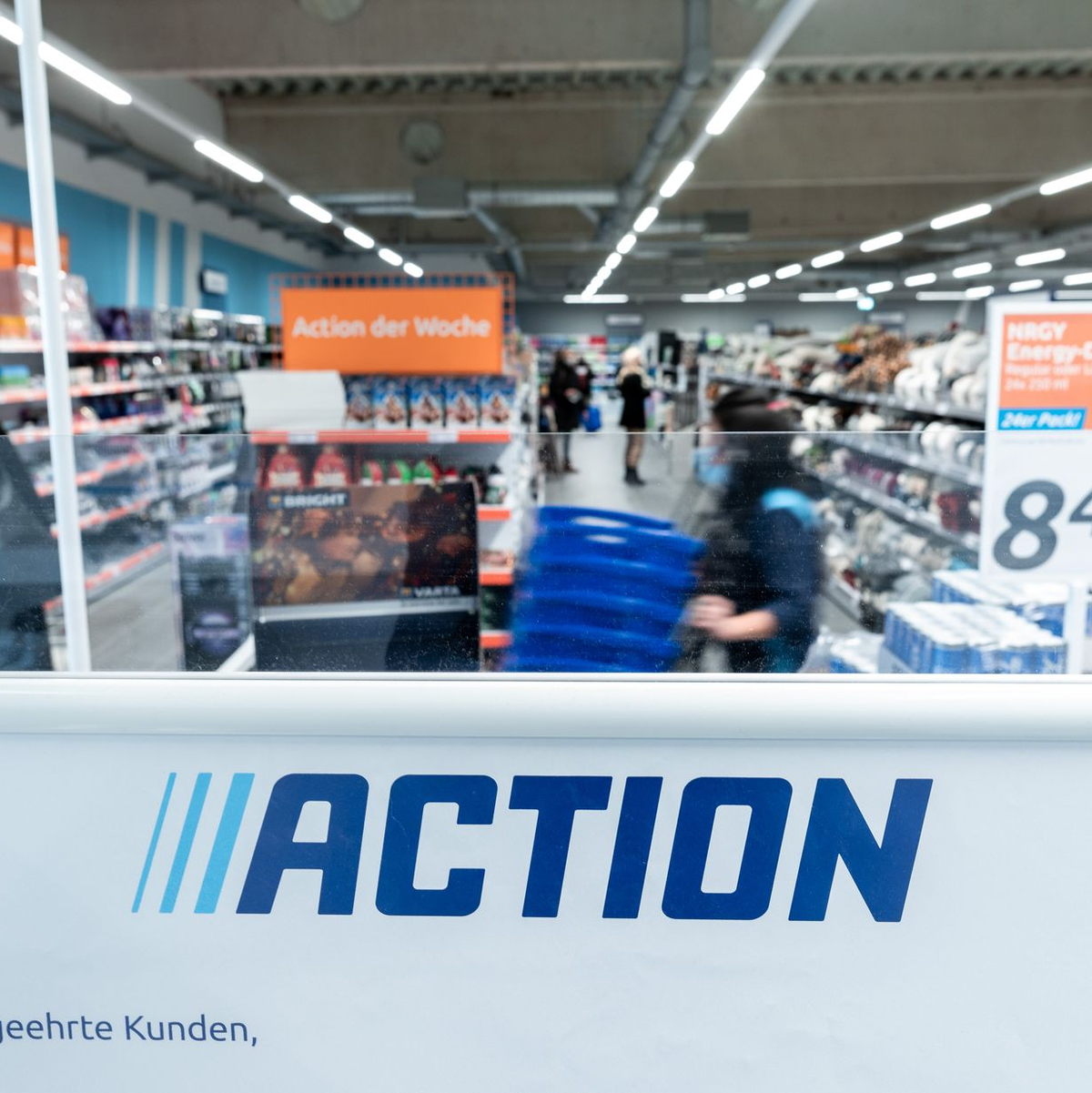 Die niederländische Nonfood-Kette Action hat in Deutschland bereits rund 650 Filialen. - Foto: Fabian Strauch/dpa