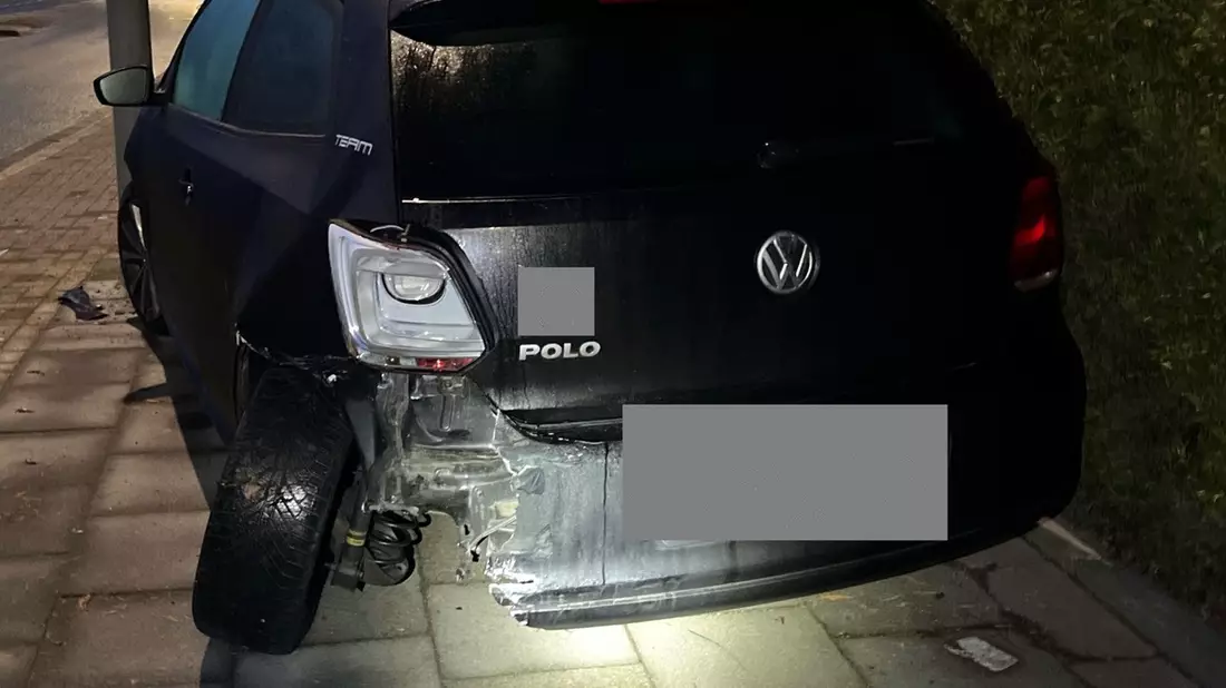 POL-OB: Zeugen gesucht nach Fahrerflucht - Bild: presseportal.de
