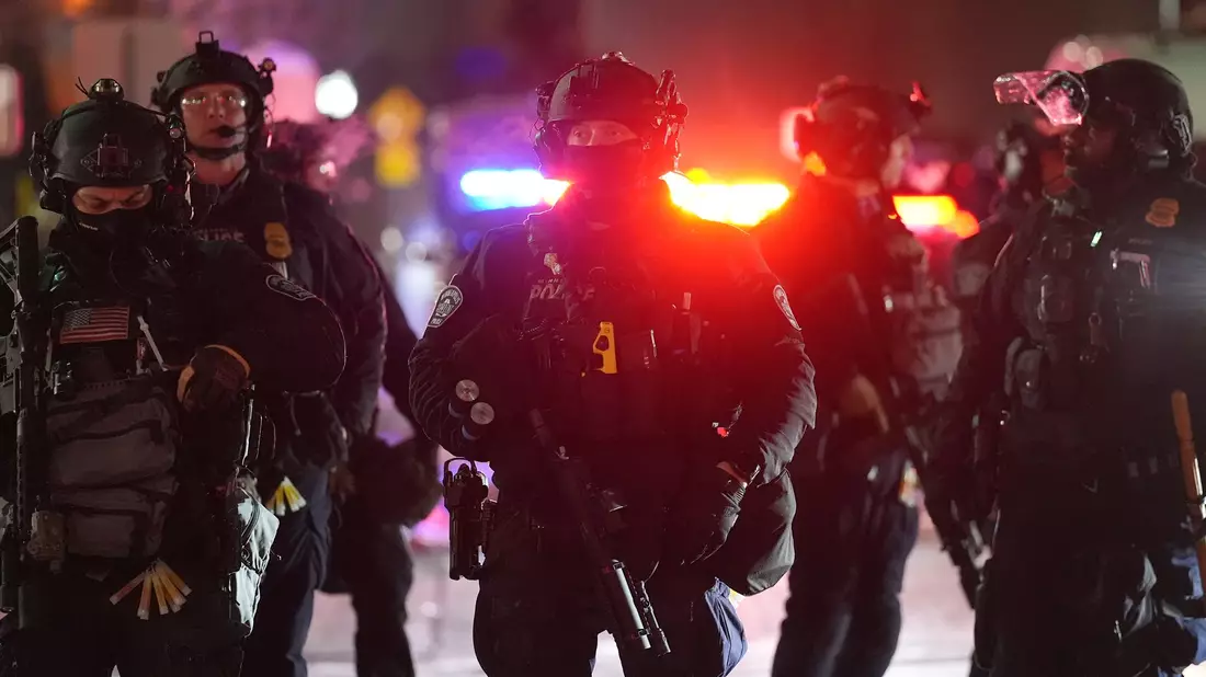 In einer ICE-Einrichtung sind Masern festgestellt worden (Archivbild). - Bild: Adam Gray/AP/dpa