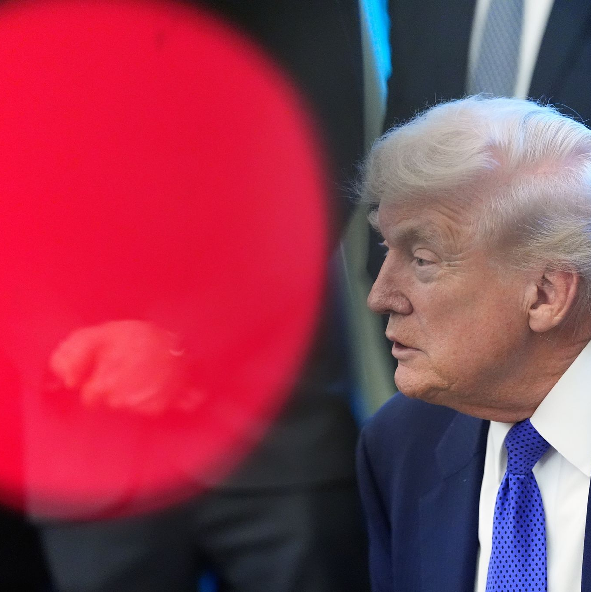 Anlass der neuen Eskalation ist ein Bericht der «New York Times» über den Streit zwischen Regierung und Universität, den Trump als «völlig falsch» bezeichnete.  - Foto: Alex Brandon/AP/dpa