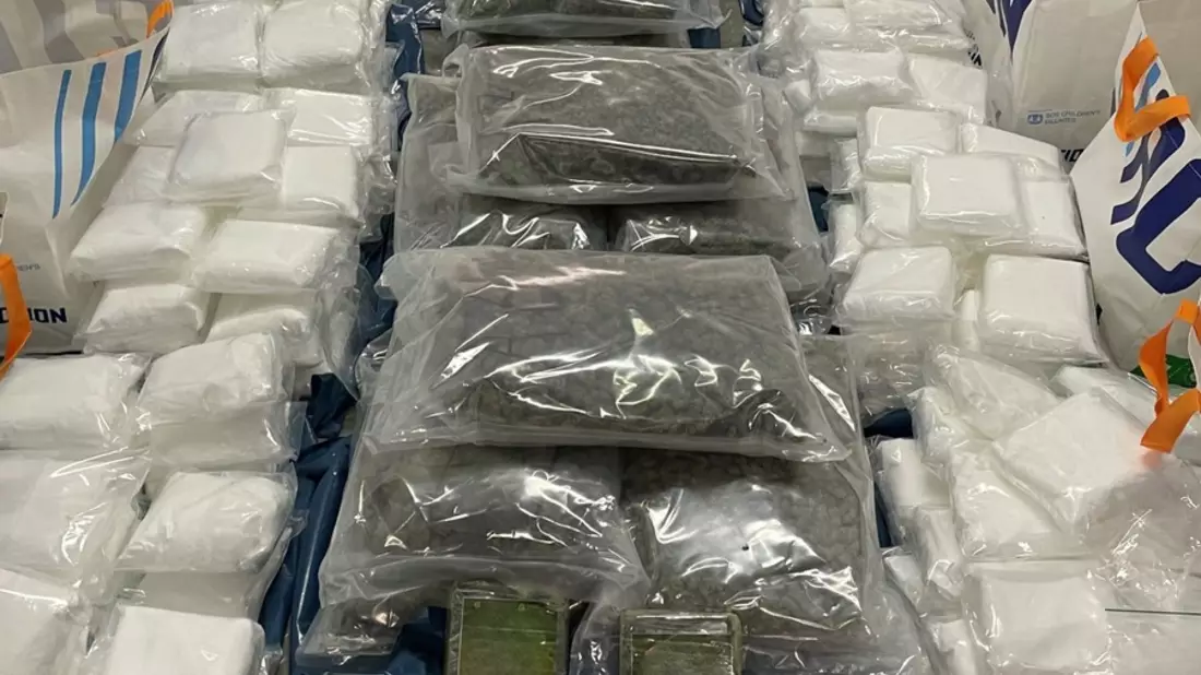 POL-DA: Groß-Zimmern: Sicherstellung von mehreren Hundert Kilogramm Rauschmitteln / Drei Tatverdächtige in Untersuchungshaft - Bild: presseportal.de