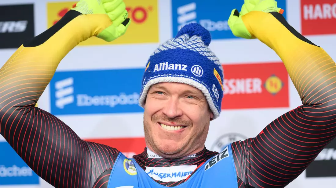 Dreimal jubelte Felix Loch schon über Olympia-Gold. - Bild: Robert Michael/dpa
