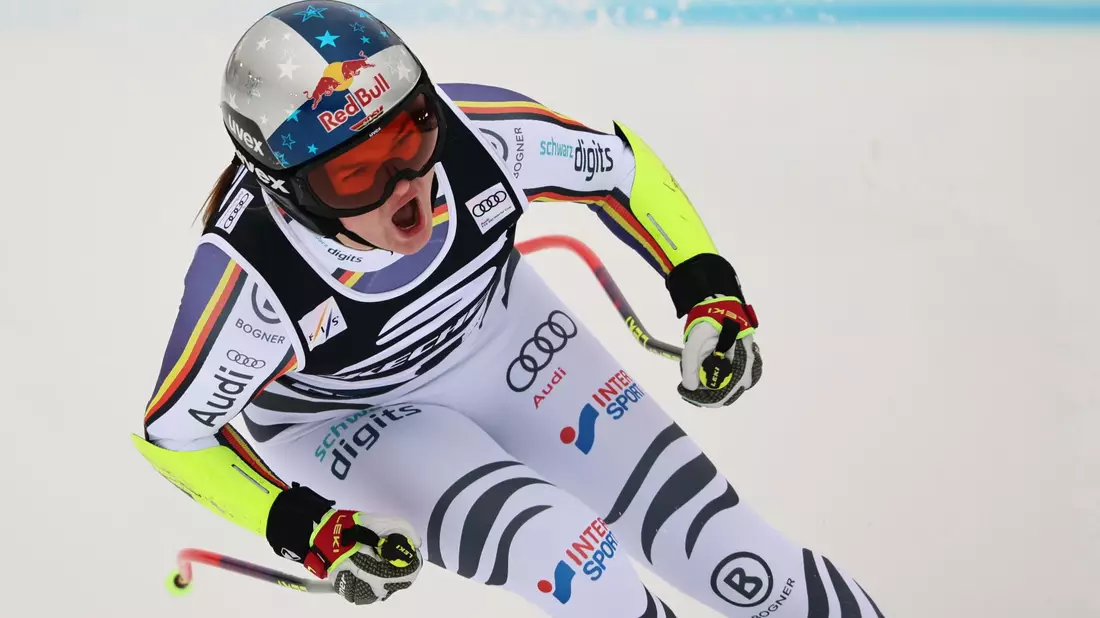 Emma Aicher kämpft bei drei Rennen um Edelmetall. - Bild: Marco Trovati/AP/dpa