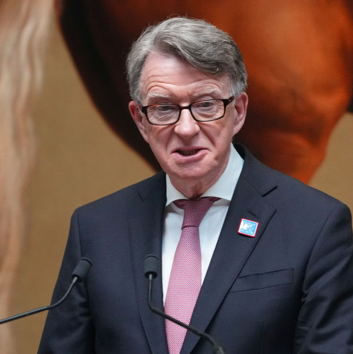 Der britische Ex-Minister Peter Mandelson steht ebenfalls im Fokus nach den jüngsten Epstein-Veröffentlichungen. (Archivbild) - Foto: Kirsty Wigglesworth/AP/dpa