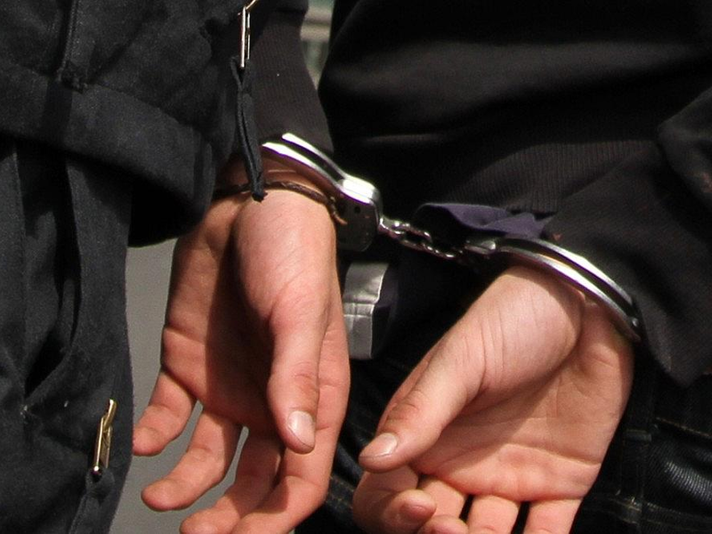 Festnahme mit Handschellen (Archiv) - Foto: via dts Nachrichtenagentur