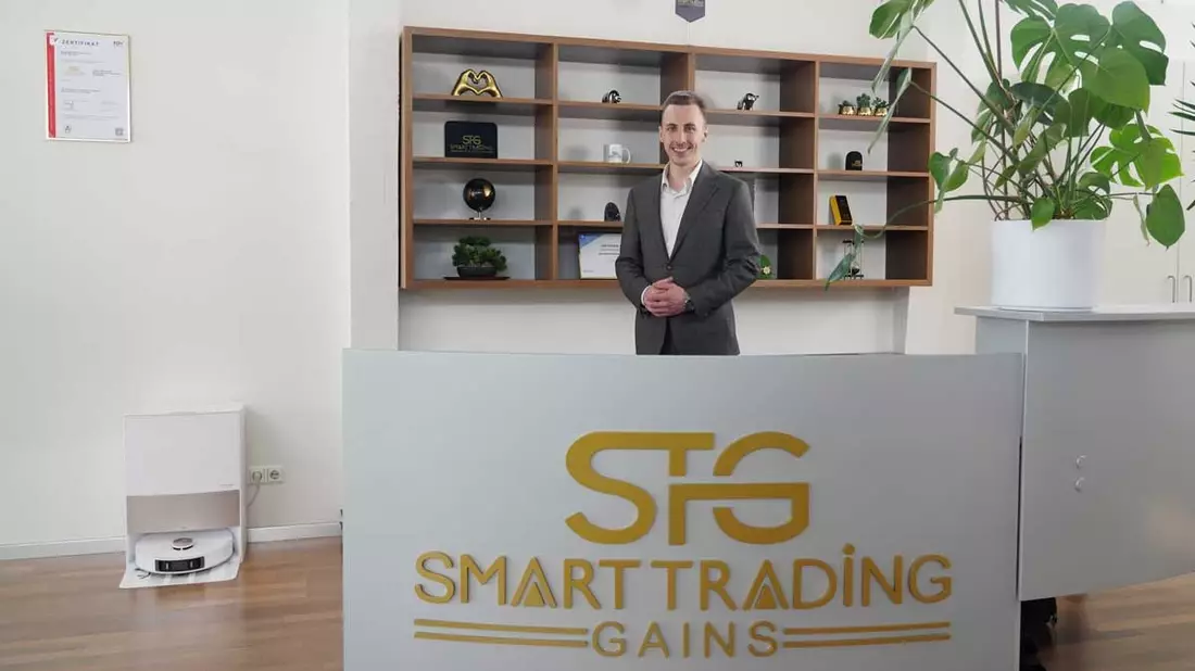 Vom Anfänger zum Trader: Thomas Wabnig von Smart Trading Gains erklärt, wie Sie in wenigen Wochen eine echte Strategie entwickeln - Bild: presseportal.de