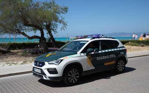 Die spanische Polizeieinheit Guardia Civil hat auf Teneriffa einen Deutschen unter dem Verdacht festgenommen, seine Mutter erschossen zu haben. (Symbolbild) - Foto: Clara Margais/dpa