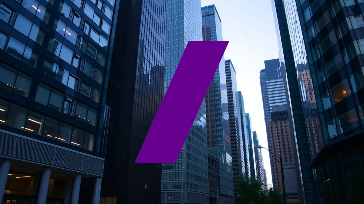 Outfront Media Receives Credit Boost and Expands into Motorsport Advertising - Foto: über boerse-global.de