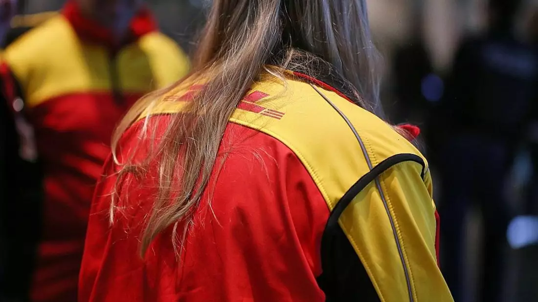 DHL-Mitarbeiter (Archiv) - Bild: via dts Nachrichtenagentur