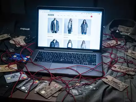 FraudWear: 30.000 Fake-Shops jagen nach Markenmode - Foto: über boerse-global.de