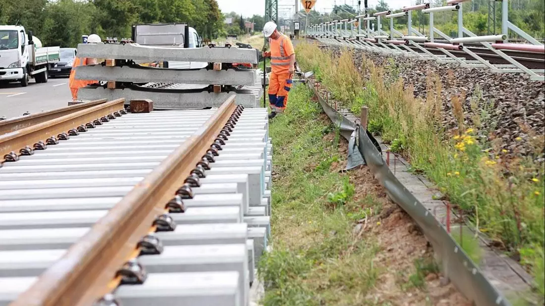 Bauarbeiten an der Bahnstrecke Halle (Saale) - Leipzig bei Kanena (Archiv) - Bild: via dts Nachrichtenagentur