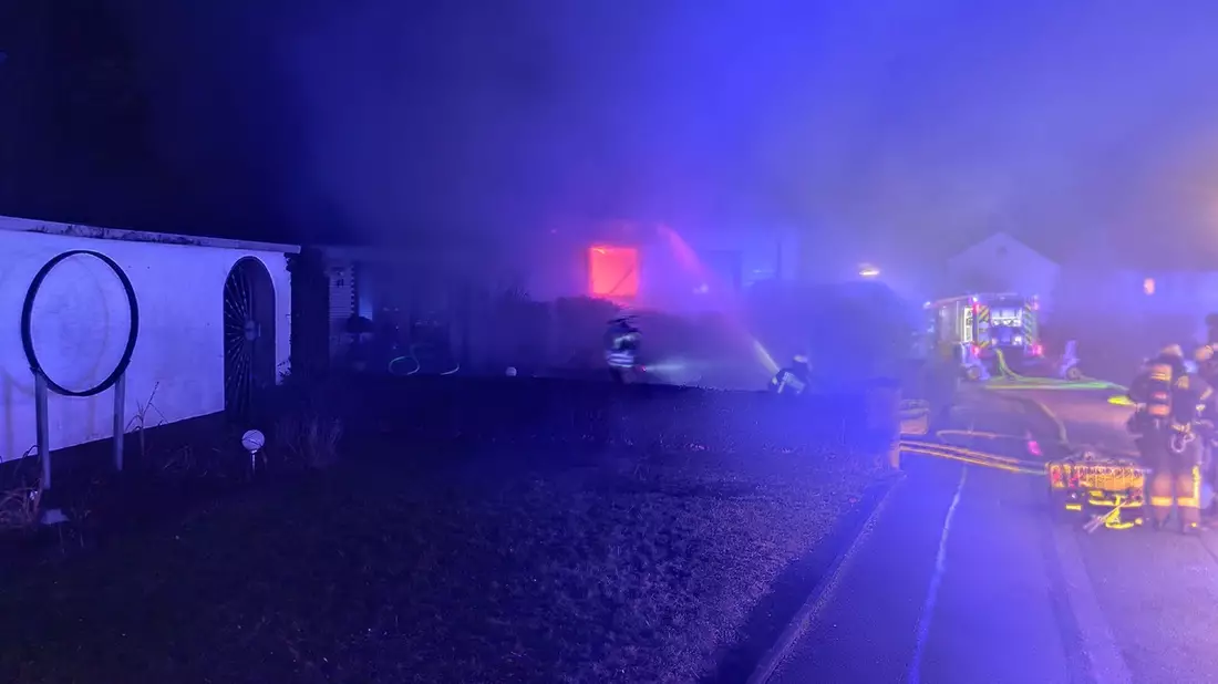 FW-EN: Ausgedehnter Brand in einem Einfamilienhaus - Bild: presseportal.de