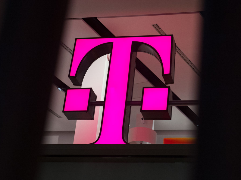 Nvidia und die Deutsche Telekom kooperieren bei einer KI-Fabrik in München.  - Foto: Rainer Jensen/dpa/dpa-tmn