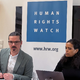 HRW-Deutschlanddirektor Philipp Frisch (l) und HRW-Rassismusforscherin Almaz Teffera zeichneten ein düsteres Bild der Weltlage.  - Foto: Anne-Beatrice Clasmann/dpa