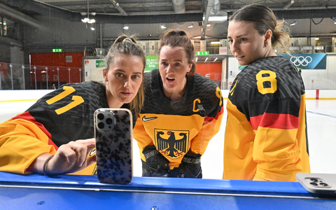 Olympia als Bühne für das Frauen-Eishockey in Deutschland. - Foto: Peter Kneffel/dpa
