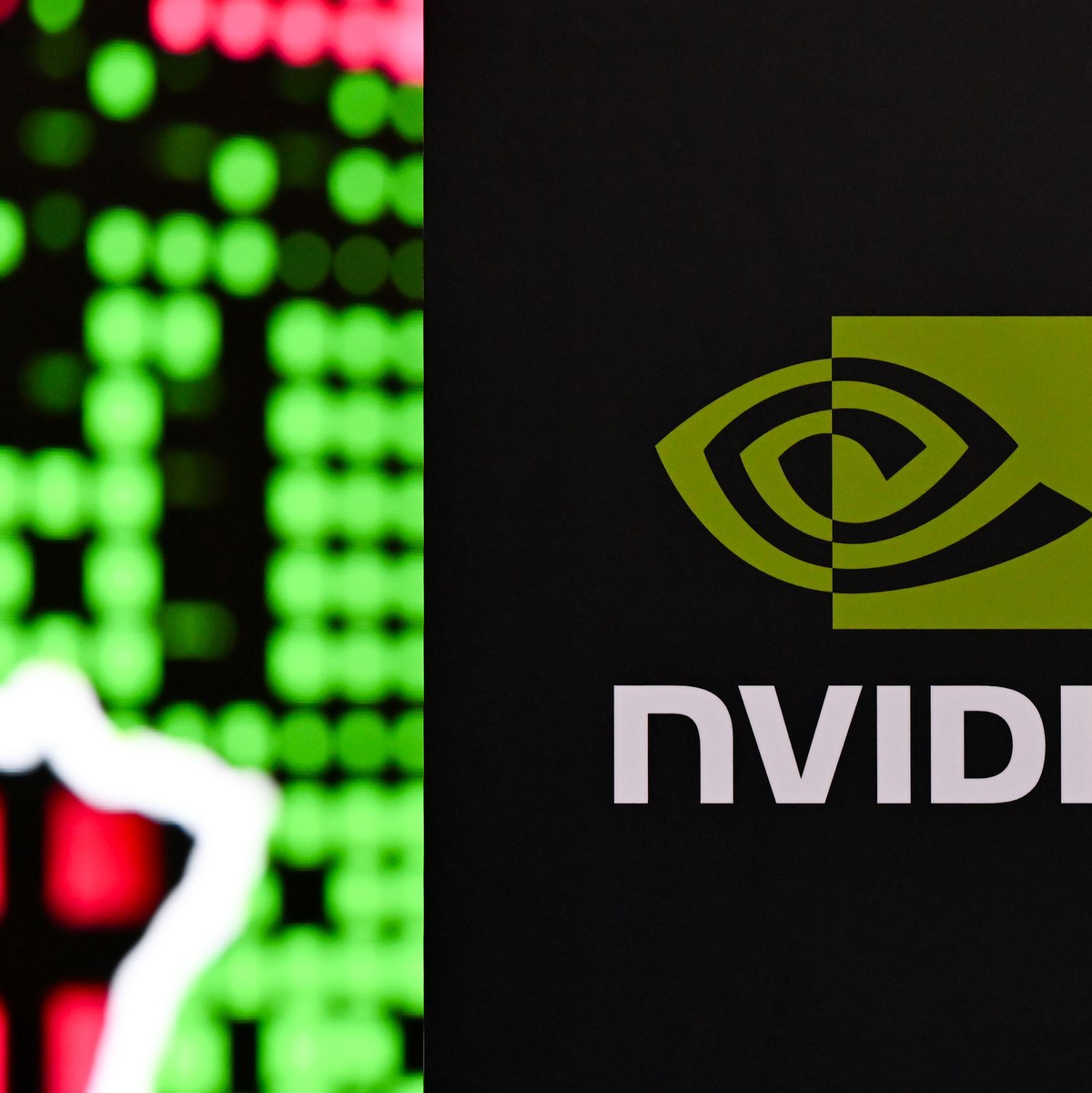 Für das große Rechenzentrum wurden 10.000 Grafikprozessoren von Nvidia angeschafft. - Foto: Sven Hoppe/dpa