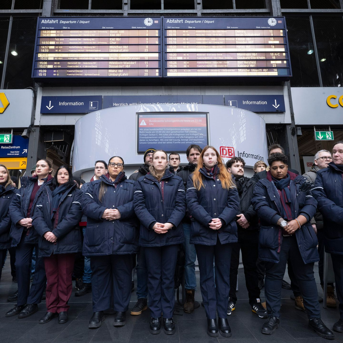 Der Zugbegleiter starb nach Faustschlägen gegen den Kopf - Foto: Boris Roessler/dpa