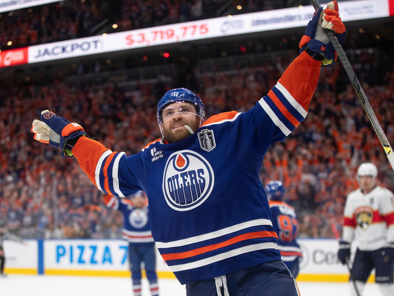 Eishockey-Superstar Leon Draisaitl war schon Deutschlands Sportler des Jahres. (Archivbild) - Foto: Jason Franson/The Canadian Press via AP/dpa