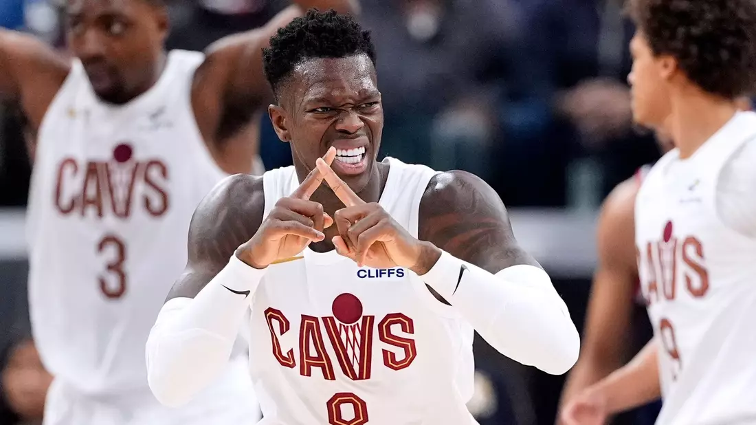 Für Dennis Schröder lief beim Debüt noch nicht alles rund. - Bild: Mark J. Terrill/AP/dpa