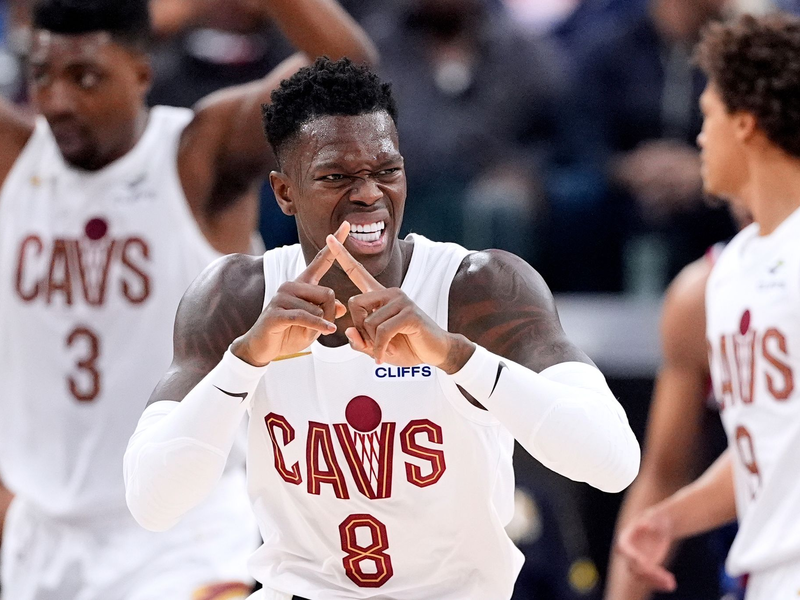 Für Dennis Schröder lief beim Debüt noch nicht alles rund. - Foto: Mark J. Terrill/AP/dpa