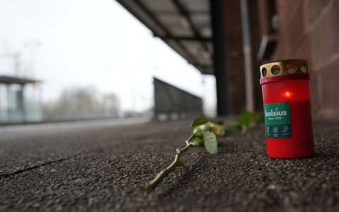 Der Zugbegleiter starb nach stumpfer Gewalt an einer Hirnblutung  - Foto: Patrick von Frankenberg/dpa