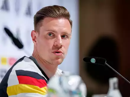 Fällt länger aus: Marc-André ter Stegen. (Archivbild) - Foto: Daniel Karmann/dpa
