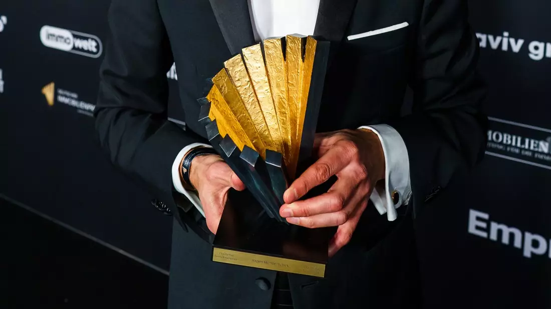 Wegweiser in anspruchsvollen Zeiten: Deutscher Immobilienpreis 2026 nominiert die besten Vertreter der Schlüsselbranche Immobilienwirtschaft - Bild: presseportal.de
