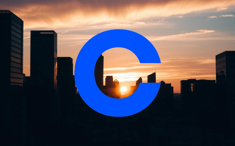 Coinbase enfrenta tormenta perfecta: demanda legal y desplome bursátil - Foto: über boerse-global.de