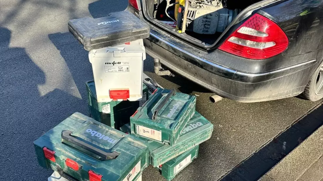 POL-GE: Gestohlene Werkzeuge bei Verkehrskontrolle aufgefunden - Bild: presseportal.de