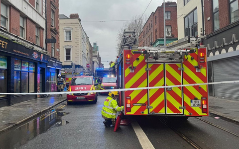 In Dublin hat sich ein Busunfall ereignet.  - Foto: Bairbre Holmes/PA Wire/dpa