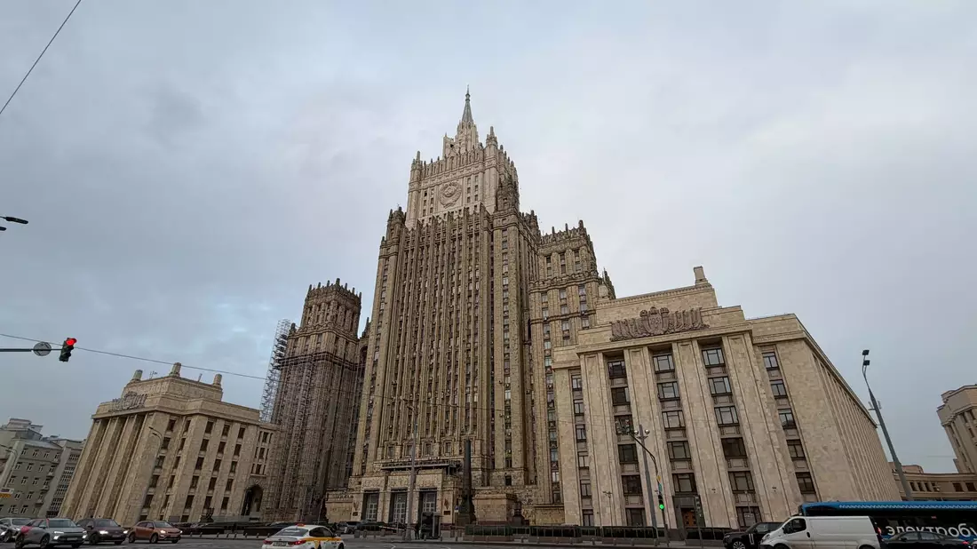 Russland hat nach der Ausweisung eines seiner Diplomaten aus Deutschland nun auch einen Mitarbeiter der deutschen Botschaft zur unerwünschten Person erklärt. (Archivbild) - Bild: Ulf Mauder/dpa