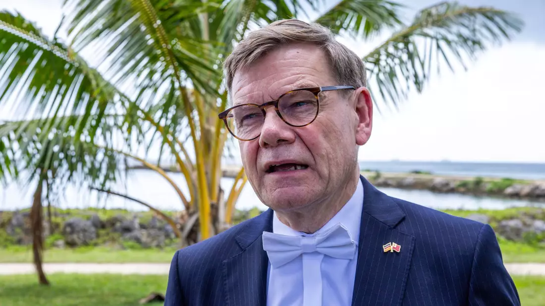 Bundesaußenminister Johann Wadephul (CDU) hat die Ausweisung eines Mitarbeiters der deutschen Botschaft in Moskau als völlig inakzeptabel kritisiert.  - Bild: Jens Büttner/dpa