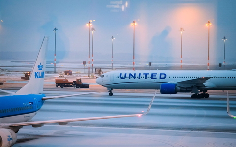 Am Flughafen BER starteten und landeten am Donnerstagabend keine Maschinen. (Archivbild) - Foto: Christoph Soeder/dpa