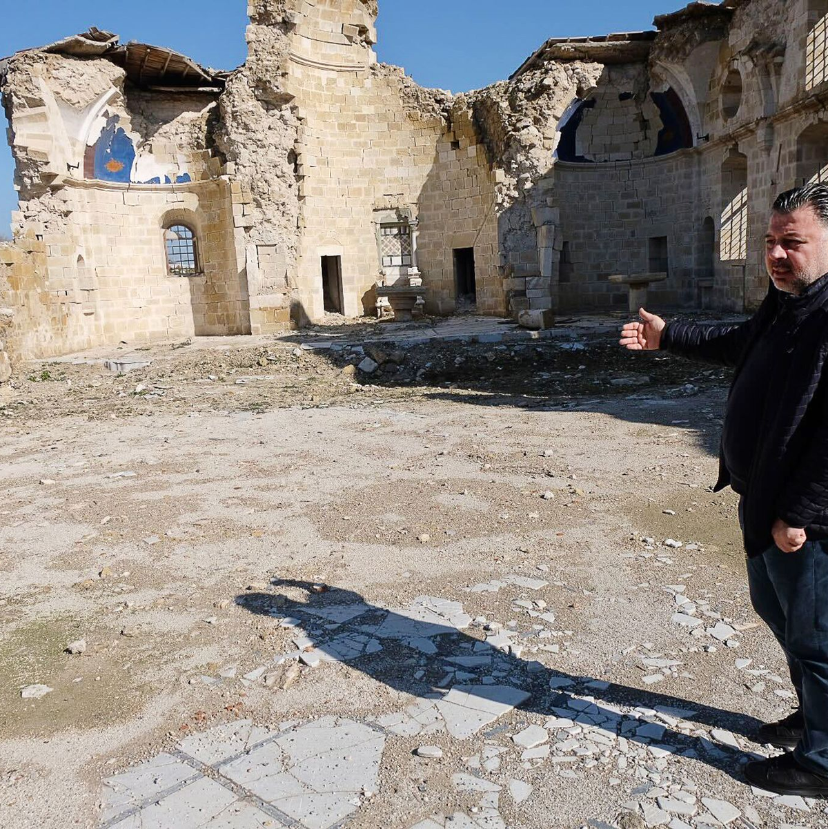 Die Gemeinde will die griechisch-orthodoxe Kirche wieder aufbauen. - Foto: Mirjam Schmitt/dpa