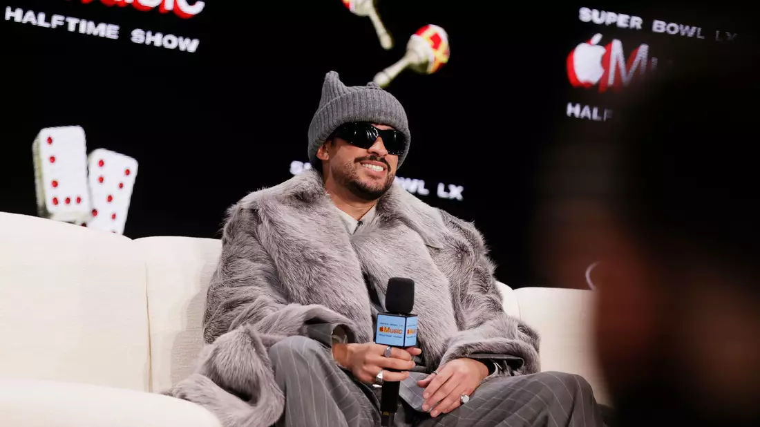 Bad Bunny verzichtet aus Protest gegen die US-Migrationspolitik auf Konzerte in den Staaten – und steht nun ausgerechnet beim Super Bowl im Rampenlicht. - Bild: Brontë Wittpenn/San Francisco Chronicle/AP/dpa