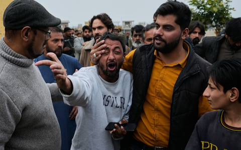 Bei dem Anschlag in Pakistan werden hohe Opferzahlen befürchtet. - Foto: Anjum Naveed/AP/dpa