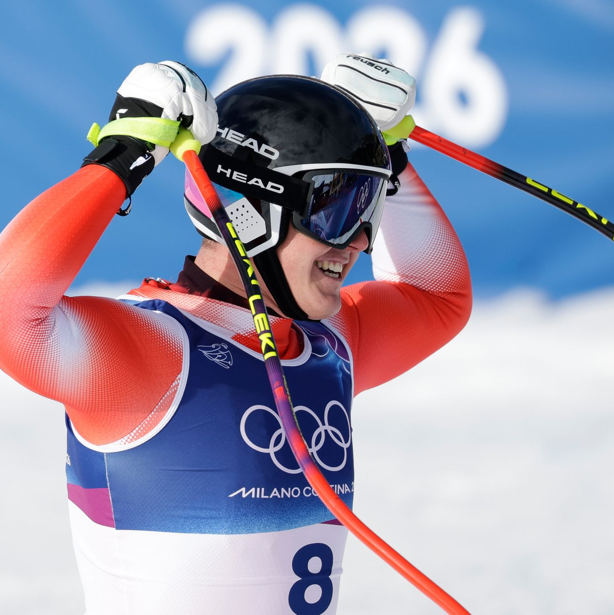 Franjo von Allmen jubelt über seine Bestzeit. - Foto: Oliver Weiken/dpa