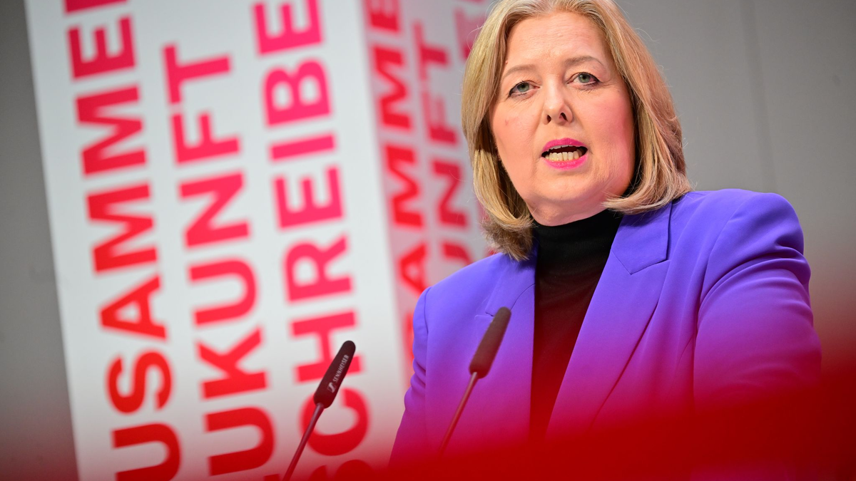 SPD-Chefin Bas kritisiert, der Sozialstaat werde als Bremsklotz diffamiert.  - Foto: Sebastian Gollnow/dpa