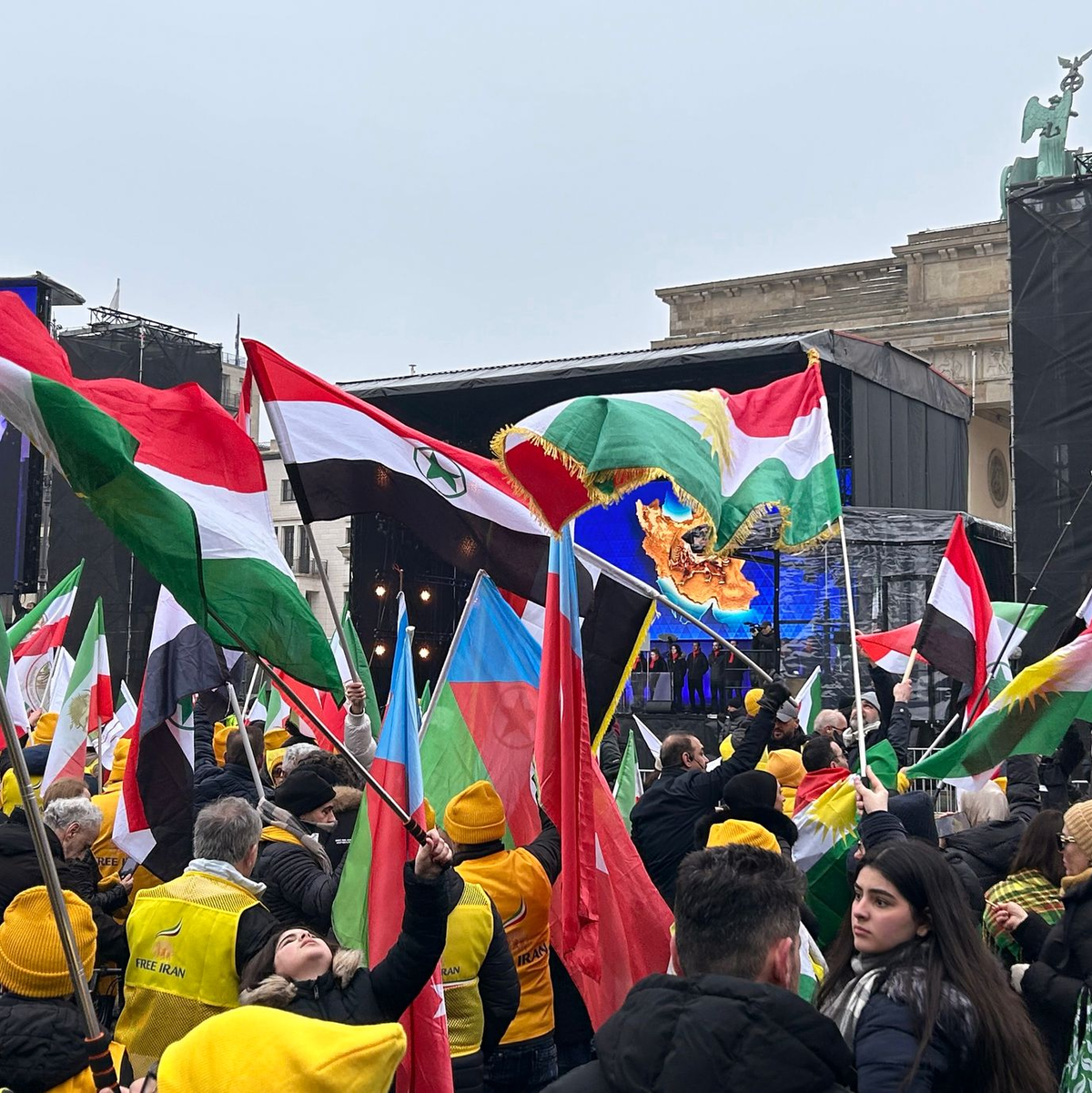 Rund 340 internationale Organisationen sowie politische Persönlichkeiten unterstützen die Demonstration.  - Foto: Ole Rockrohr/dpa
