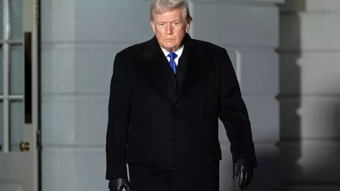 Der rassistische Beitrag auf seinem Account wird gelöscht - doch eine Entschuldigung hält Trump nicht für nötig.  - Bild: Jose Luis Magana/AP/dpa
