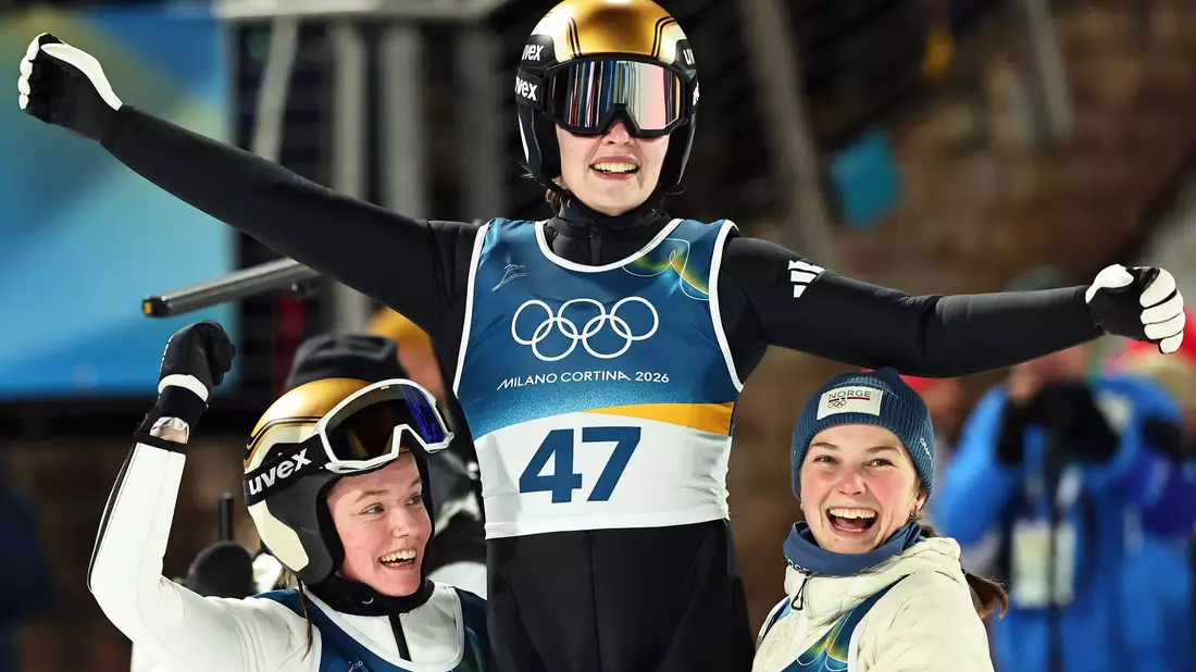 Die Norwegerin Anna Odine Stroem holte überraschend Gold. - Bild: Daniel Karmann/dpa