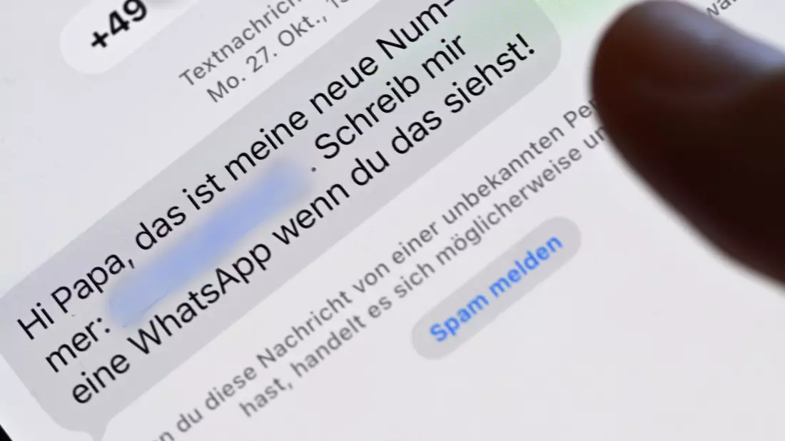 Bei der Bundesnetzagentur gingen im vergangenen Jahr 85.158 Beschwerden zu Rufnummernmissbrauch ein. - Bild: Wolf von Dewitz/dpa