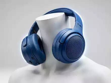 JLab Blue XL: Tragbarer XXL-Lautsprecher für Partylaune - Foto: über boerse-global.de