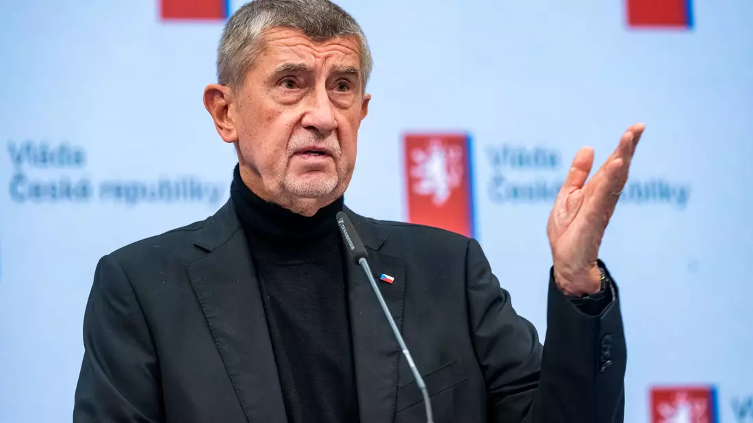 Der tschechische Regierungschef Andrej Babis hat sich für ein Social-Media-Verbot für Kinder und Jugendliche unter 15 Jahren ausgesprochen. (Archivbild) - Bild: Šimánek Vít/CTK/dpa