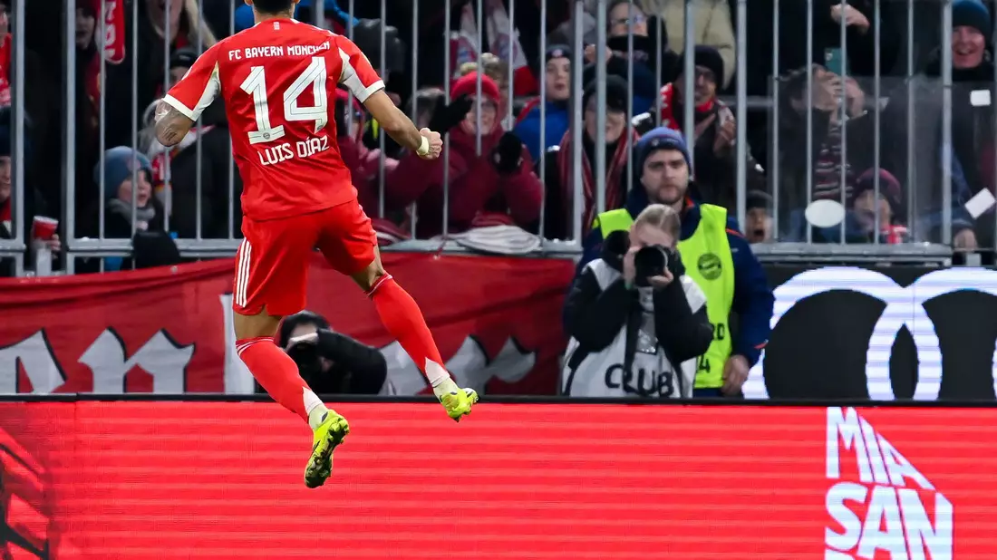 Mann des Spiels gegen Hoffenheim: Bayern-Star Luis Díaz. - Bild: Sven Hoppe/dpa