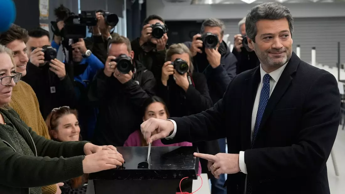 Der Rechtspopulist André Ventura räumte seine Niederlage bei der Präsidentenwahl in Portugal ein. - Bild: Ana Brigida/AP/dpa