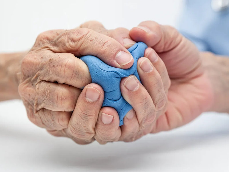 Krafttraining lindert Schmerzen bei Fingerarthrose - Foto: über boerse-global.de